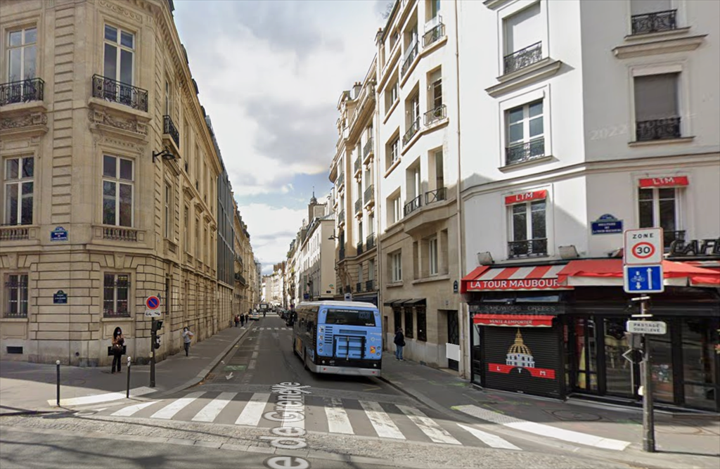 commerce en location sur PARIS (75007)